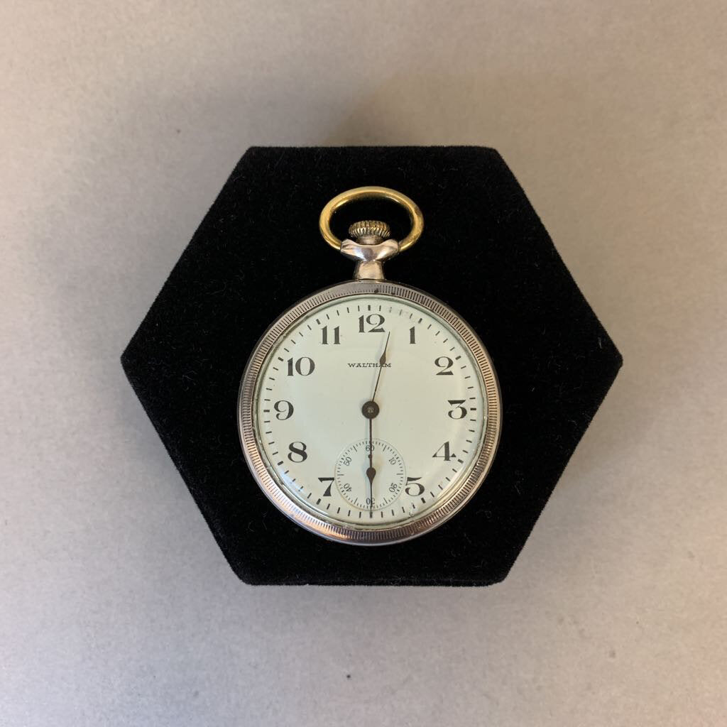Vintage Waltham 7 Jewels Pocket Watch (Working)
