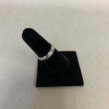 Load image into Gallery viewer, Stainless Steel Ring sz 8
