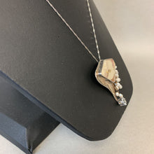 Load image into Gallery viewer, Sterling Agate Freshwater Pearl CZ Signed Art Pendant on Twist Chain (20&quot;)
