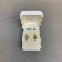 Load image into Gallery viewer, 14K Gold Ribbon Stud Earrings (1.7g)
