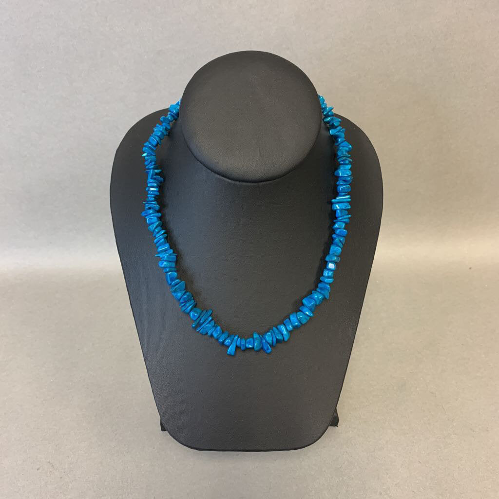 Dyed Turquoise Chip Bead Necklace