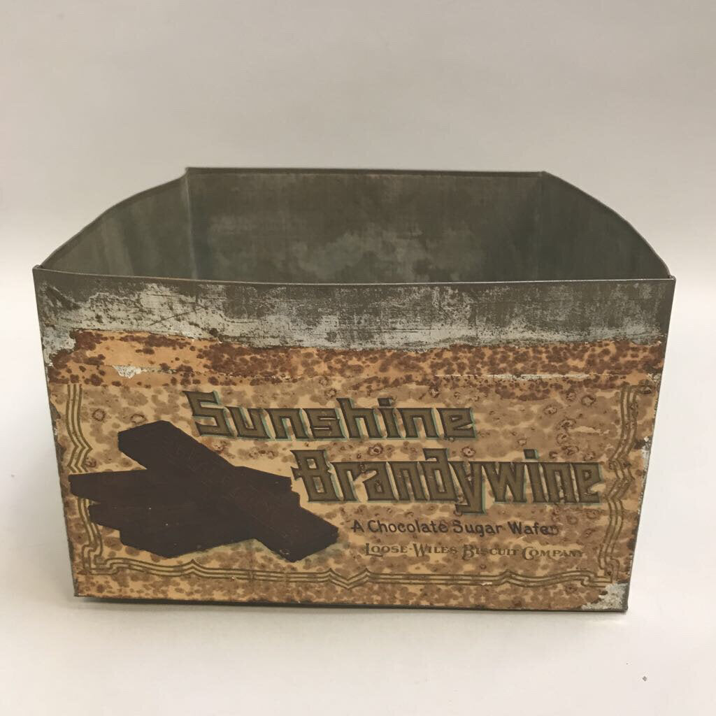 Vintage Sunshine Brandywine Tin (5.5x9.5)