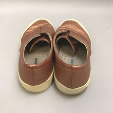Load image into Gallery viewer, Sea Vees Sz 6.5 Copper Leather Loafers (6.5)
