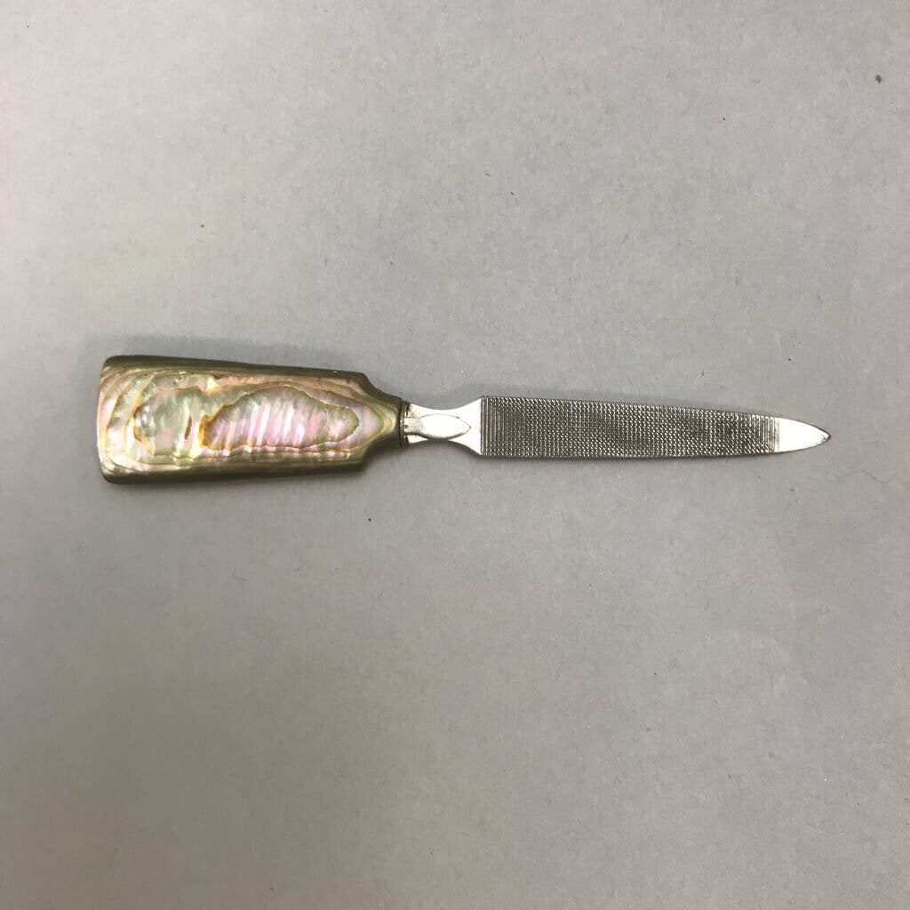 Antique Mother of Pearl Nailfile (3.5