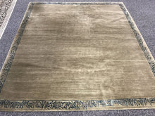 Load image into Gallery viewer, Tufenkian Tibetan Soft Beige &amp; Turquoise Bordered Highland Wool Rug (8x10)
