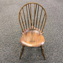 Load image into Gallery viewer, Wood Chair (36x20x18)
