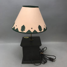 Load image into Gallery viewer, Vintage Wood Table Lamp w Shade (18&quot;T)
