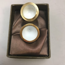 Load image into Gallery viewer, Vintage Crummles &amp; Co Mini Enameled Egg Box (1.5&quot;)
