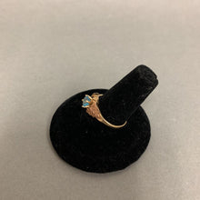 Load image into Gallery viewer, 10K Black Hills Gold Aquamarine Ring sz 6 (2.3g)
