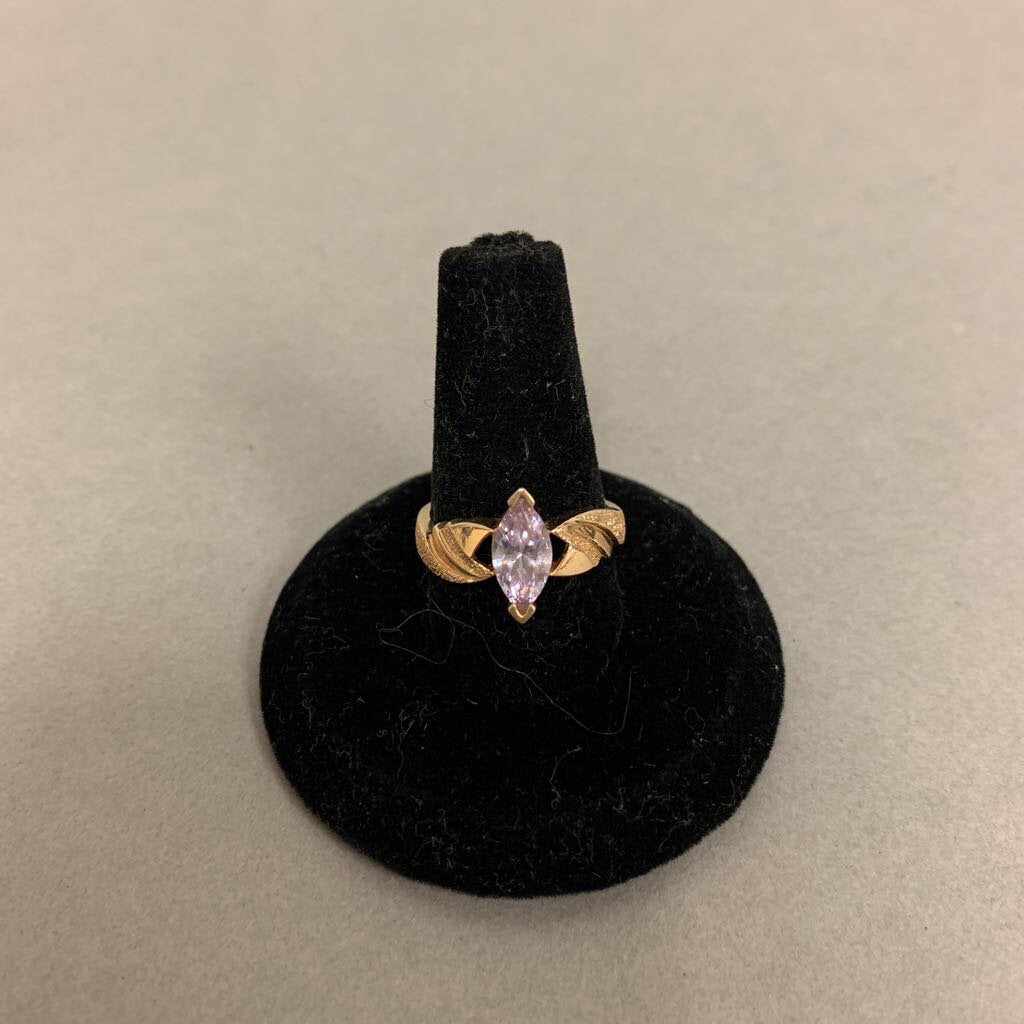 10K Gold Lavender CZ Ring sz 6 (3.3g)