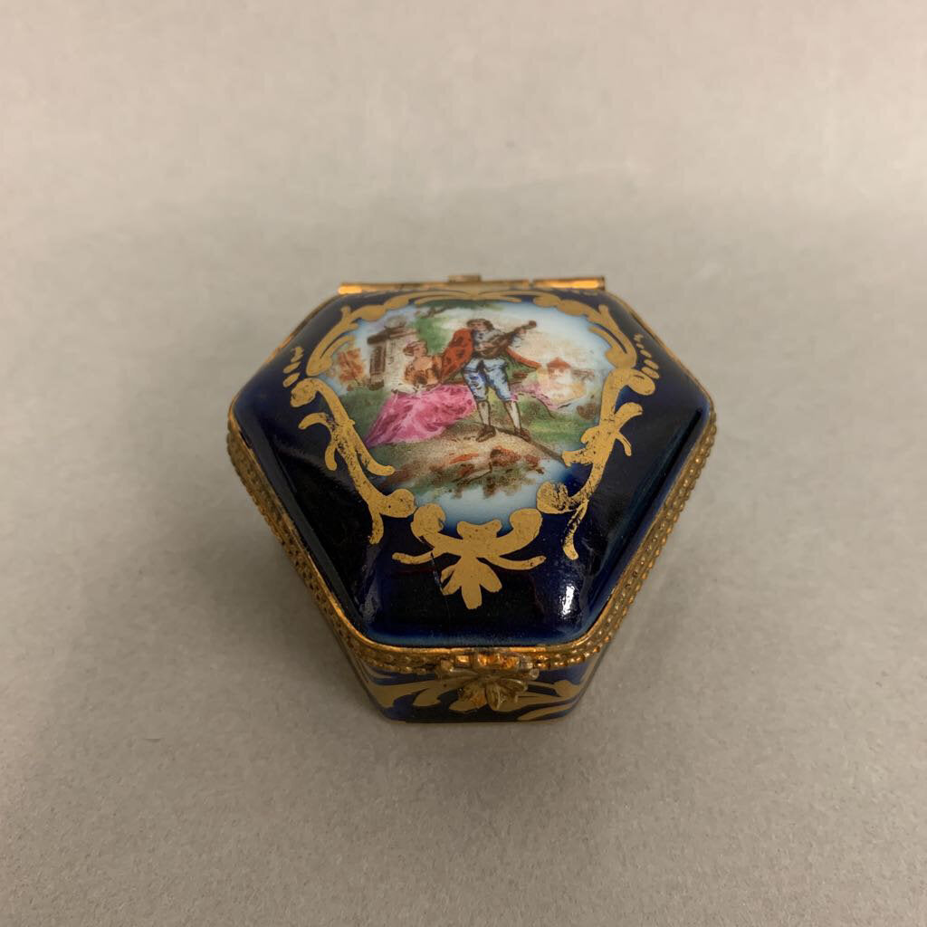 Antique Sevres Hand Painted French Porcelain Trinket Box Signed (1.5x2.5