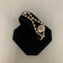 Load image into Gallery viewer, Vintage Clear Rhinestone Bracelet (6.75&quot;)
