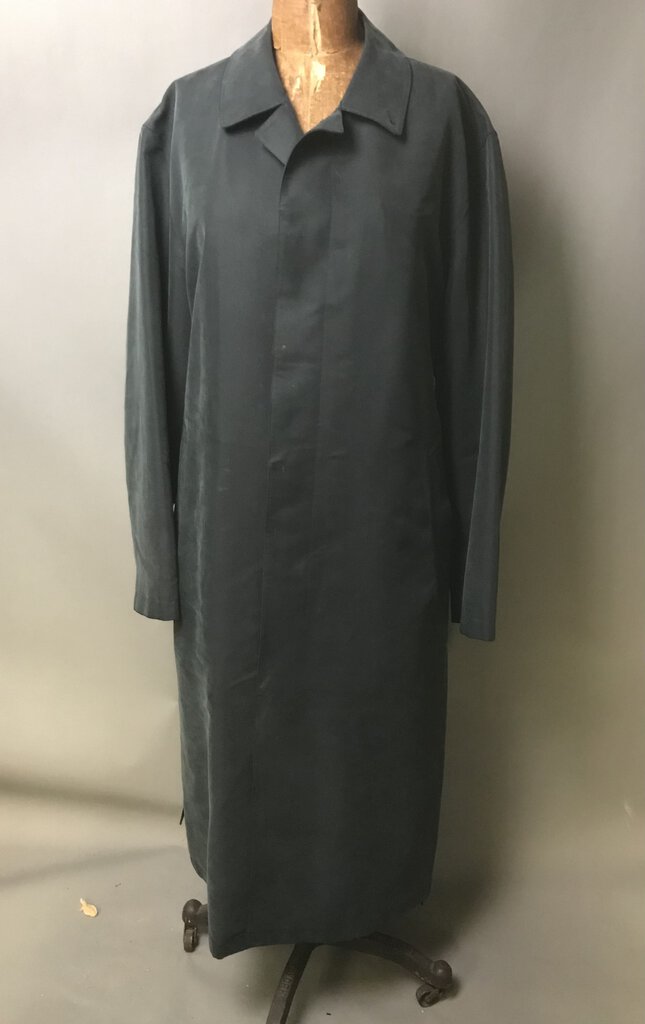 Sanyo Men's Mat Black Long Polyester Coat with Cellphone inside Pocket (42R)