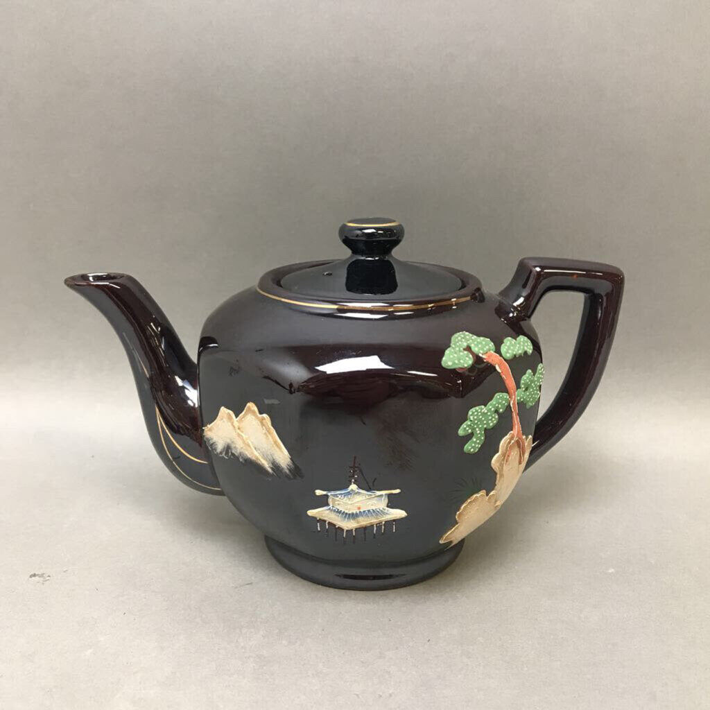 Brown Teapot w/ Mountain, Trees Design - Occupied Japan (4.25