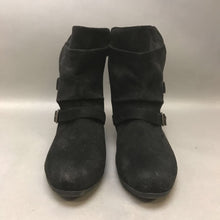 Load image into Gallery viewer, ID Required Black Faux Leather Boots sz 11
