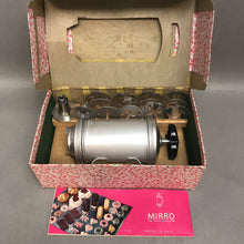 Load image into Gallery viewer, Vintage Mirro Cooky Pastry Press in Box~12 discs~3 tips~Cooky Recipes
