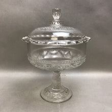 Load image into Gallery viewer, Clear Glass Covered Compote Dish (12x9x9) (As-is)

