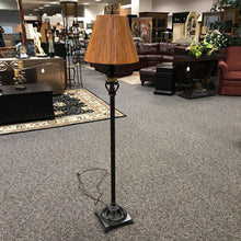 Load image into Gallery viewer, Floor Lamp (61&quot; Tall)
