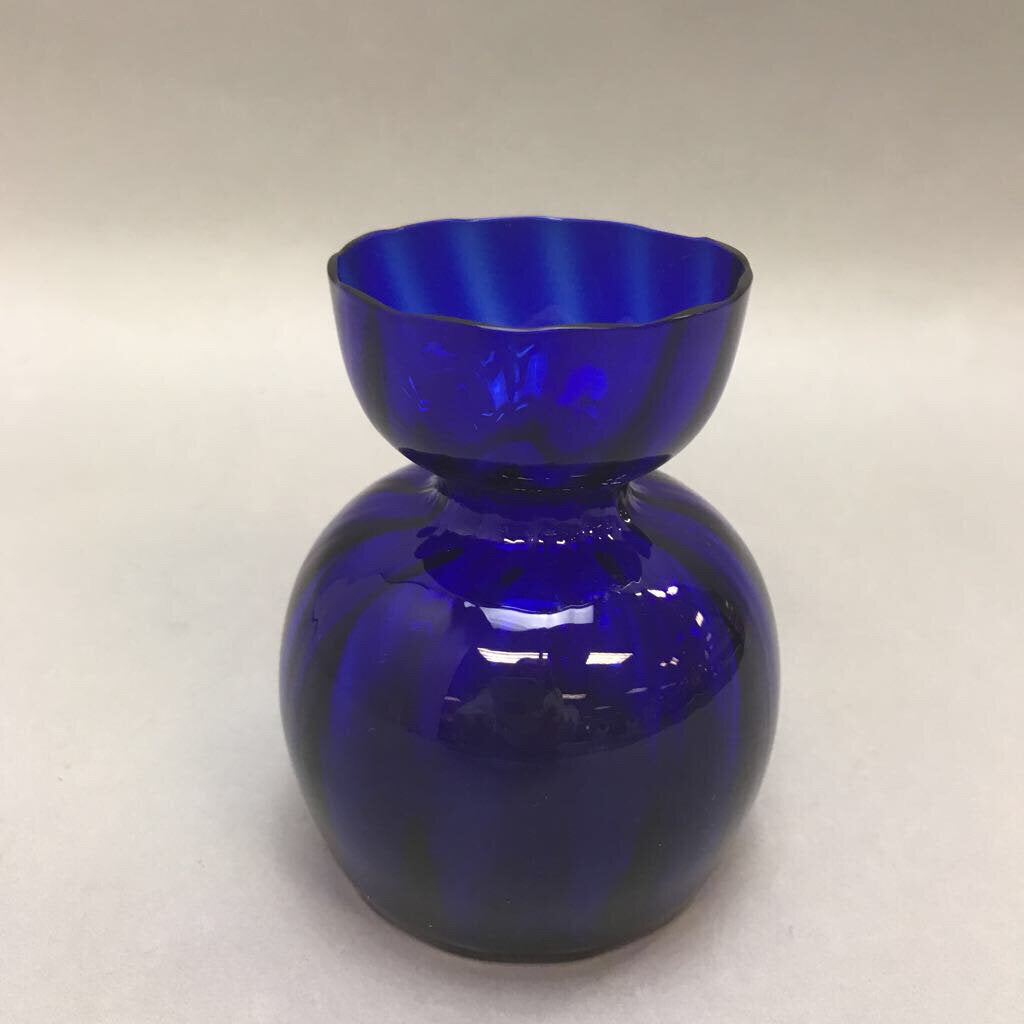 Vintage Cobalt Blue Glass Bulb Vase (4.5