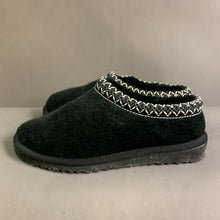 Load image into Gallery viewer, Ugg Black Tasman Slip On Shoe Size 6

