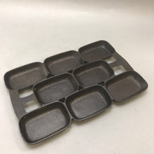 Load image into Gallery viewer, Vintage Cast Iron Cornbread 8 Cup Muffin Pan
