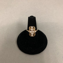 Load image into Gallery viewer, 14K Gold Cubic Zirconia Ring sz 5 (3.1g)
