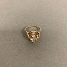 Load image into Gallery viewer, 14K Gold Cubic Zirconia Ring sz 5 (3.1g)
