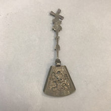 Load image into Gallery viewer, Vintage Holland Windmill Spoon (5&quot;)
