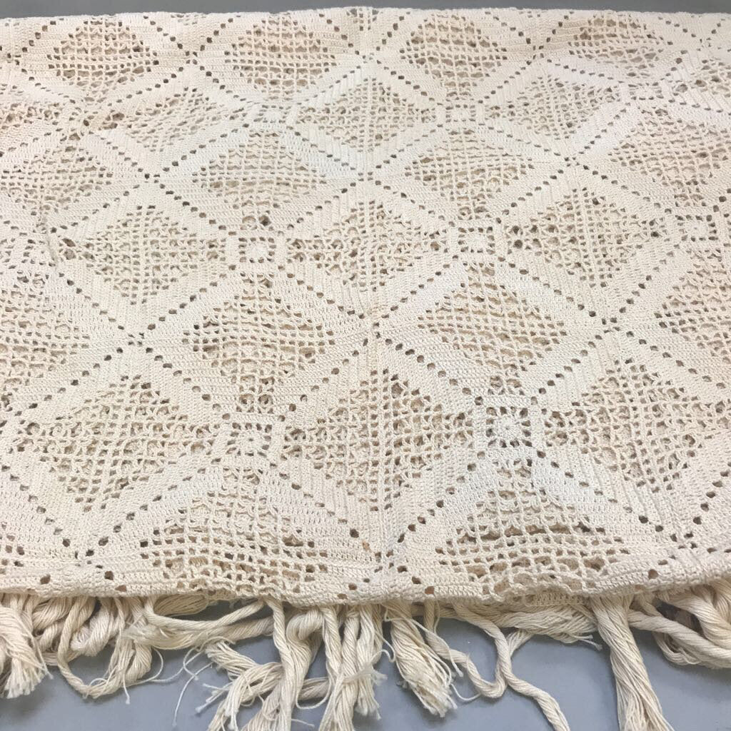Vintage Crochet Fringed Needlework Bedspread (100