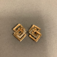 Load image into Gallery viewer, 14K Gold Interlocking Diamond Geometric 0.75&quot; Earrings (1.8g)
