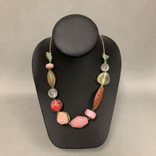 Load image into Gallery viewer, Teresa Goodall Pink &amp; Green Mixed Bead Necklace (20&quot;)
