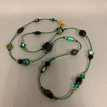 Load image into Gallery viewer, Mei Fa Black &amp; Green Art Glass &amp; Lucite Bead Necklace (44&quot;)
