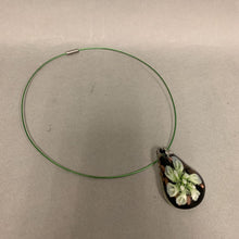 Load image into Gallery viewer, Art Glass Lilies Pendant on Green Wire Necklace (18&quot;)
