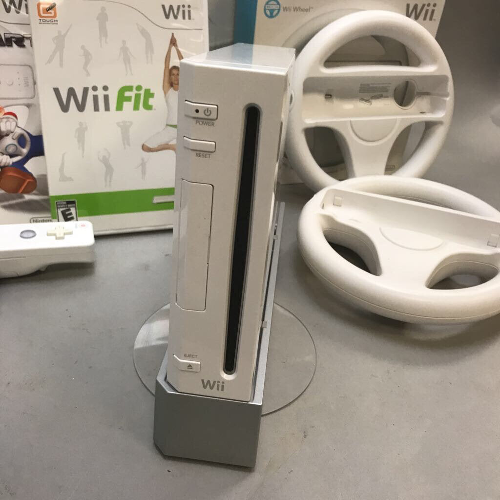 Nintendo Wii Console W/ Game & Accessories