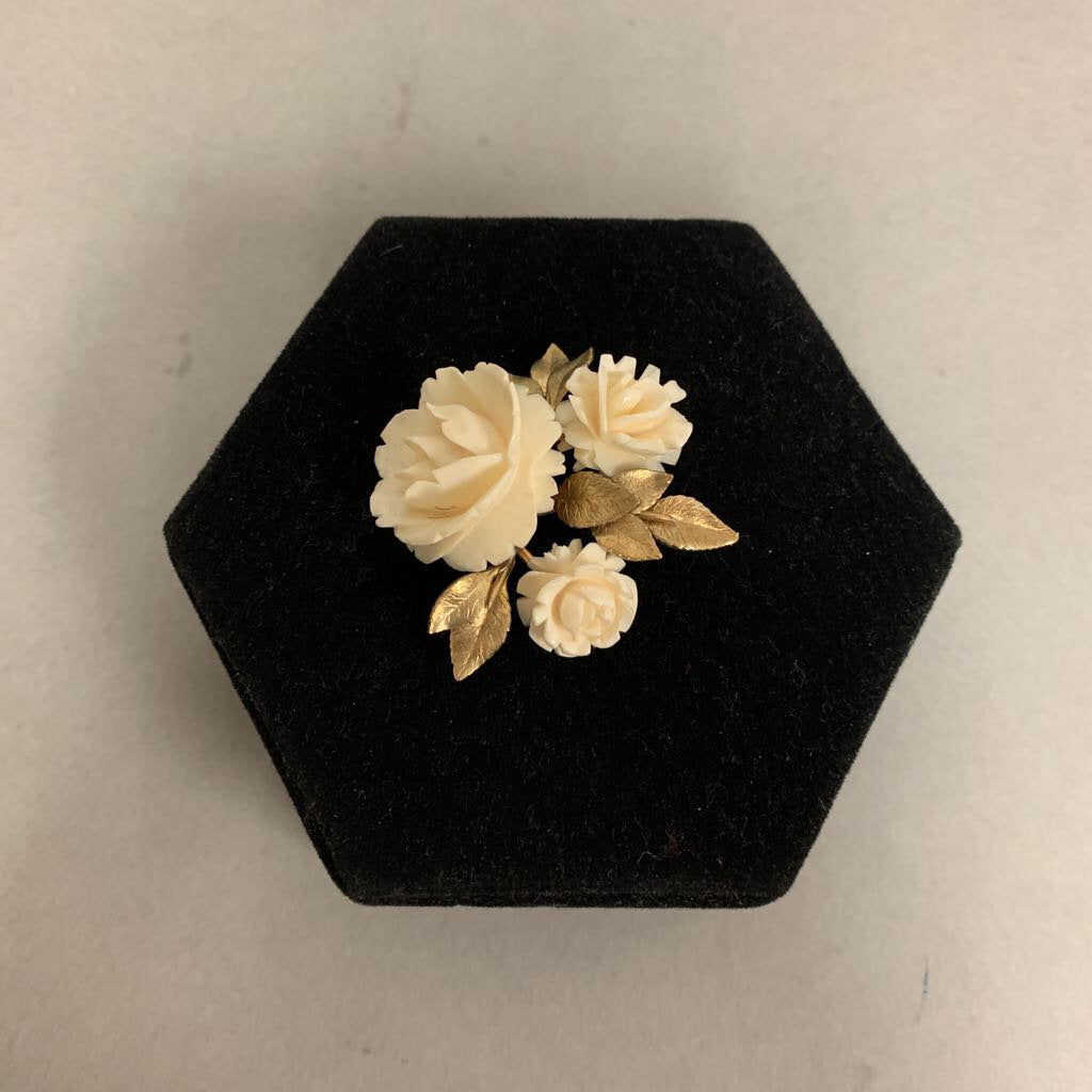 Vintage Krementz Goldtone Carved Roses Brooch Pin (2