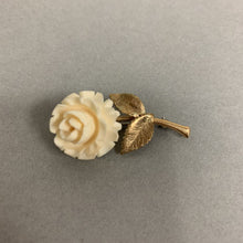 Load image into Gallery viewer, Vintage Krementz Goldtone Carved Rose Brooch Pin (1.5&quot;)
