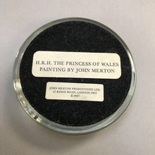 Load image into Gallery viewer, John Merton Paperweight - Princess Diana of Wales (2.75&quot;)
