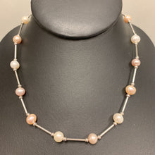 Load image into Gallery viewer, Ophelie White &amp; Pink Pearl Station Necklace (17&quot;)
