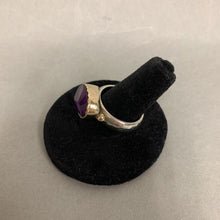 Load image into Gallery viewer, Sterling Oval Amethyst Hammered Texture Ring sz 8
